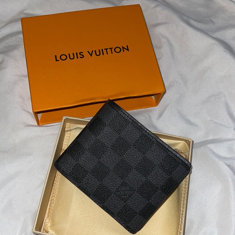 Louis Vuitton Damier Wallet